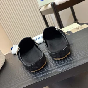 Burberry Unisex Check Denim Urchin Clogs-Black 8113394