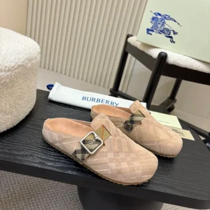 Burberry Unisex Check Denim Urchin Clogs-Flora Pink 81133921