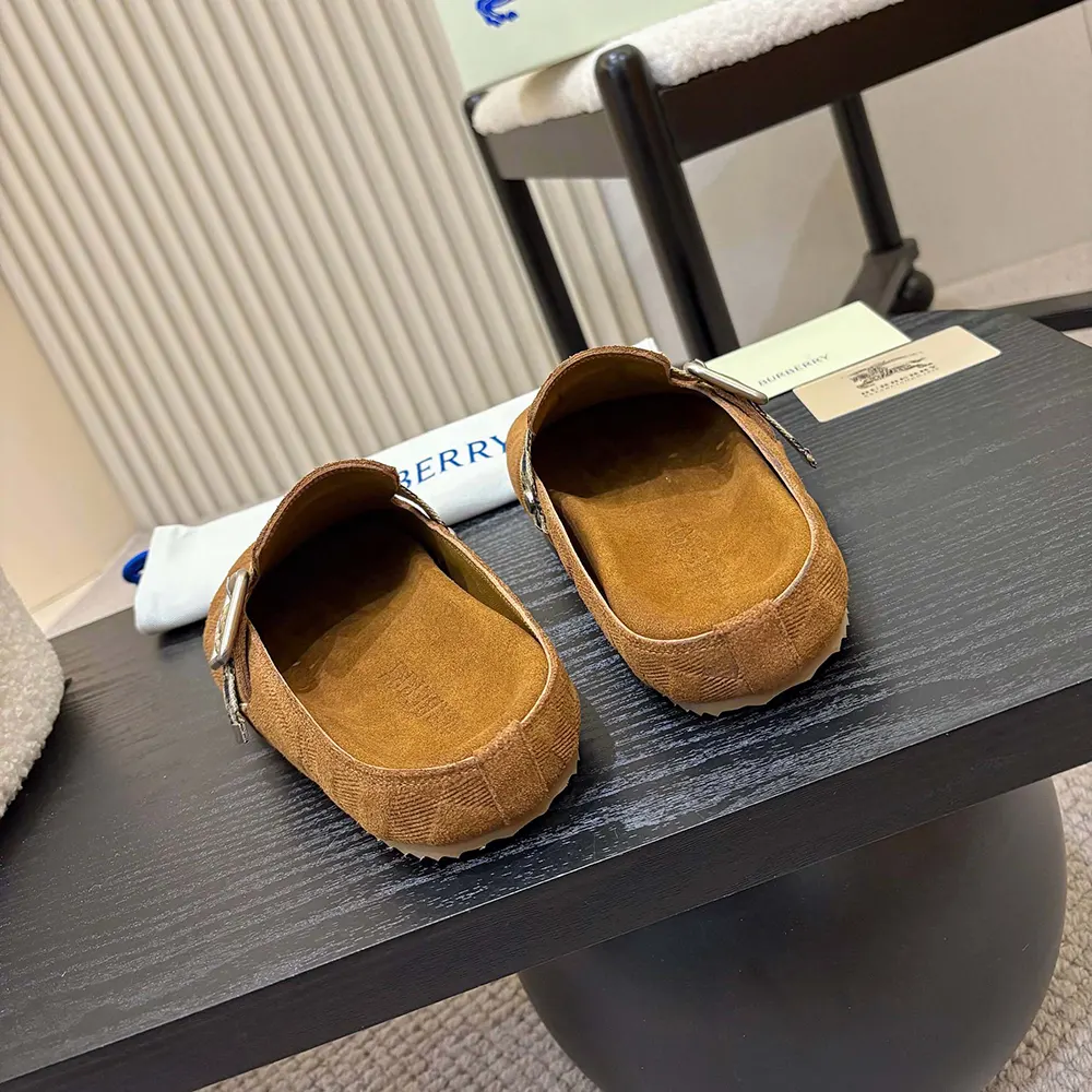 Burberry Unisex Check Denim Urchin Clogs-Jute Beige 81133931 9 Burberry Unisex Check Denim Urchin Clogs-Jute Beige 81133931