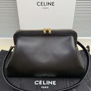 Celine Women Doctor'S Pouch In Supple Natural Calfskin-Black L104J3G40