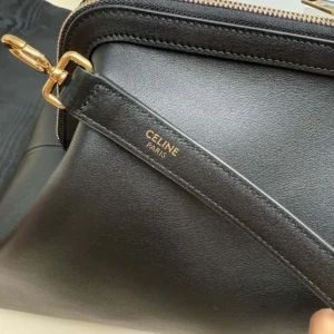 Celine Women Doctor'S Pouch In Supple Natural Calfskin-Black L104J3G40