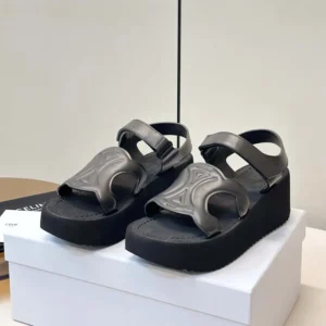 Celine Women Sunny Sandal In Calfskin - Vegetal Tanning-Black 367635348C