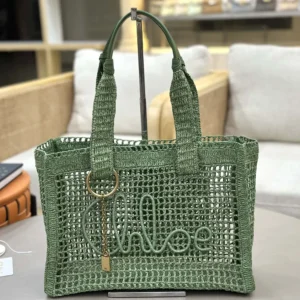 Chloe Women Summer Banana East-west Tote Bag in Raffia & Buffalo Leather