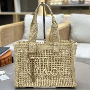 Chloe Women Summer Banana East-west Tote Bag in Raffia & Buffalo Leather-Beige