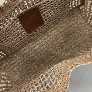 Chloe Women Summer Banana East-west Tote Bag in Raffia & Buffalo Leather-Beige