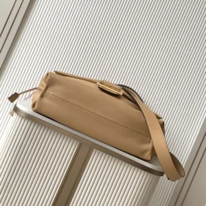 Fendi Women Mamma Baguette Large Cappuccino Nappa Leather Bag 8BR834AQ