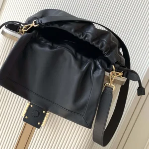 Fendi Women Mamma Baguette Large Nappa Leather Bag 8BR834AQ