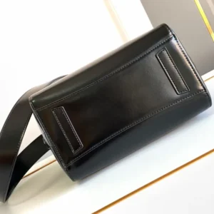 Givenchy Women Mini Antigona Bag in Box Leather-Black BB5148B1R0