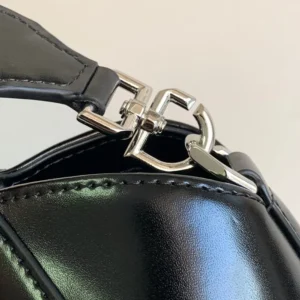 Givenchy Women Mini Antigona Bag in Box Leather-Black BB5148B1R0