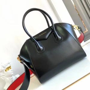 Givenchy Women Mini Antigona Bag in Box Leather-Black BB5148B2AT