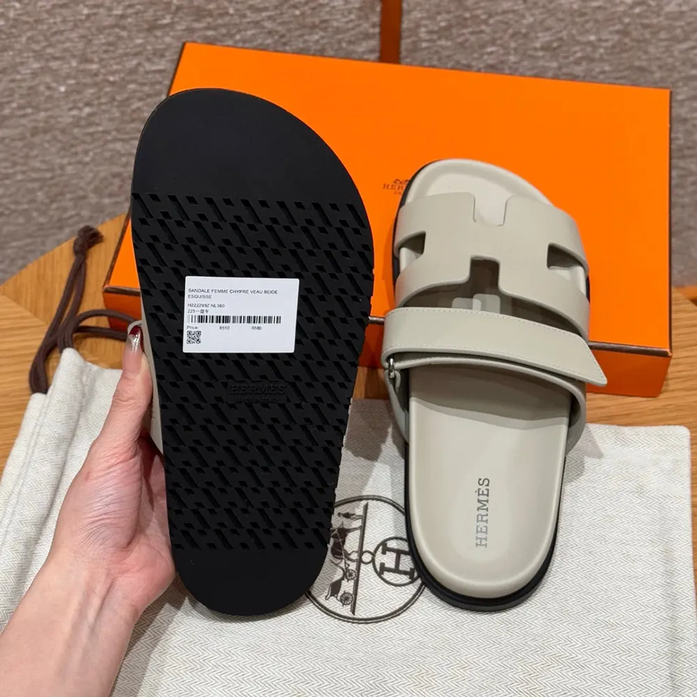 Hermes Unisex Chypre Sandal-Beige Nomade H222299Z32360 10 Hermes Unisex Chypre Sandal-Beige Nomade H222299Z32360