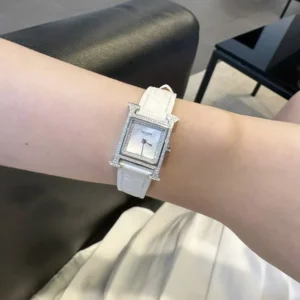 Hermes Women Heure H Watch Mini Model 21 mm-White W057250WW00