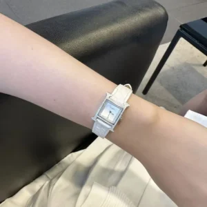 Hermes Women Heure H Watch Mini Model 21 mm-White W057250WW00