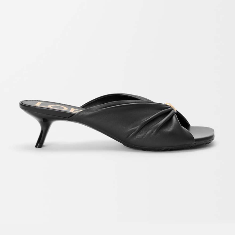 Loewe Women Pebble Soft Slide in Nappa Lambskin-Black