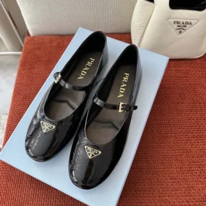 Prada Women Naplak Patent Leather Ballerinas-Black 1F793N