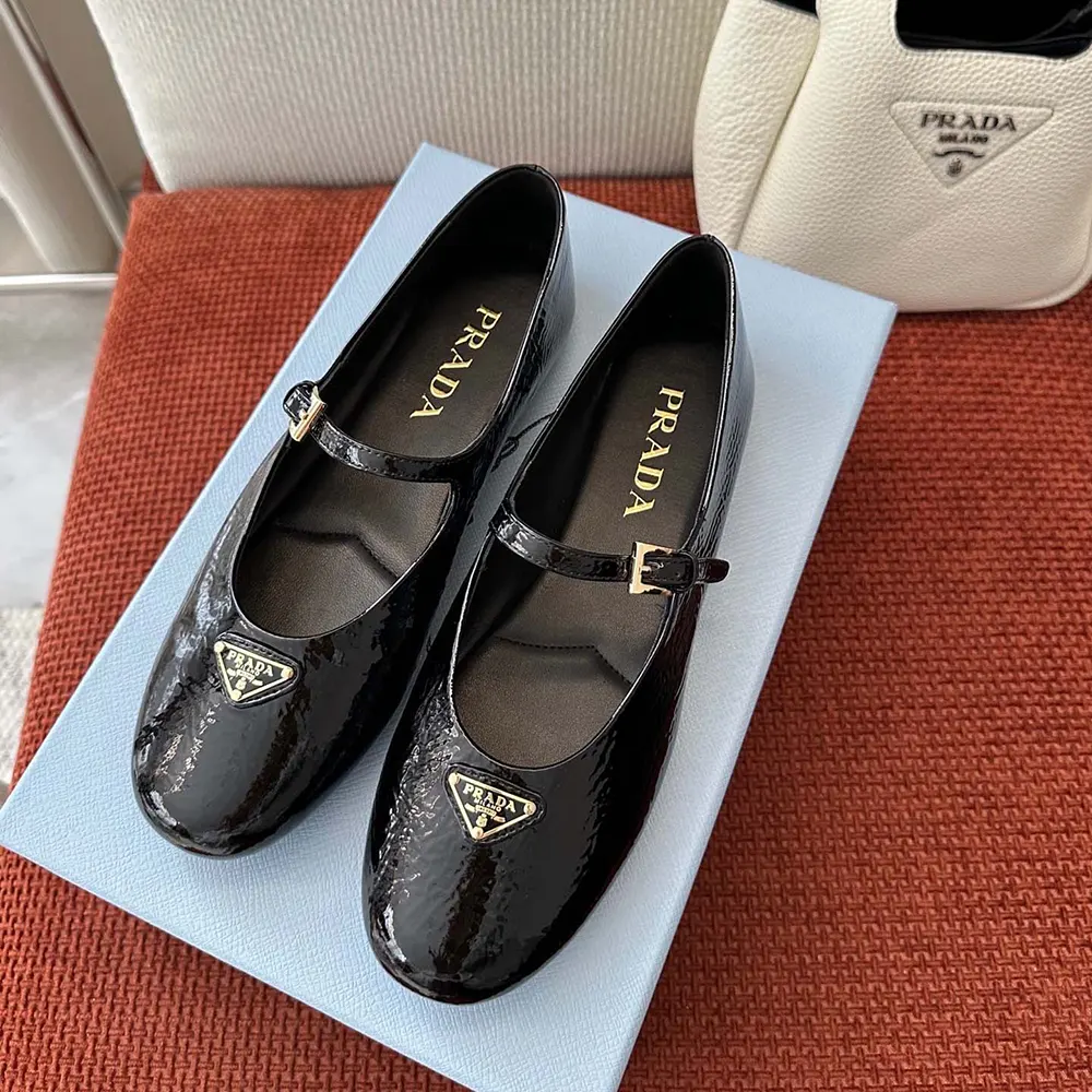 Prada Women Naplak Patent Leather Ballerinas-Black 1F793N
