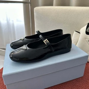 Prada Women Naplak Patent Leather Ballerinas-Black 1F793N
