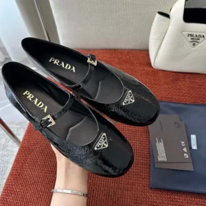 Prada Women Naplak Patent Leather Ballerinas-Black 1F793N