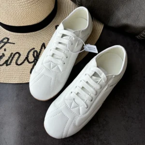 Alexander Mcqueen Unisex Boxe Sneaker in Off White 862794WI