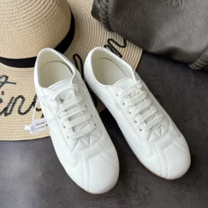 Alexander Mcqueen Unisex Boxe Sneaker in Off White 862794WI