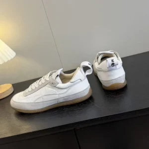 Alexander Mcqueen Unisex EC1 Sneaker in White 854015WIAJN9013