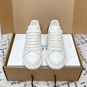 Alexander Mcqueen Unisex Oversized Sneaker in Off White/Black 808173WH