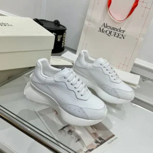Alexander Mcqueen Unisex Sprint Runner in White 841162WI