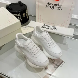 Alexander Mcqueen Unisex Sprint Runner in White 841162WI