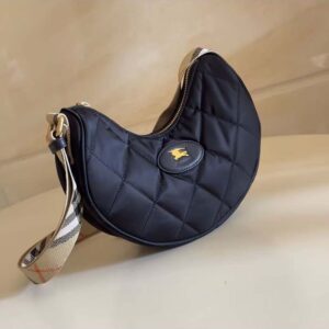 Burberry Women Horseshoe Crossbody Bag​-Black 81119281Burberry Women Horseshoe Crossbody Bag​-Black 81119281