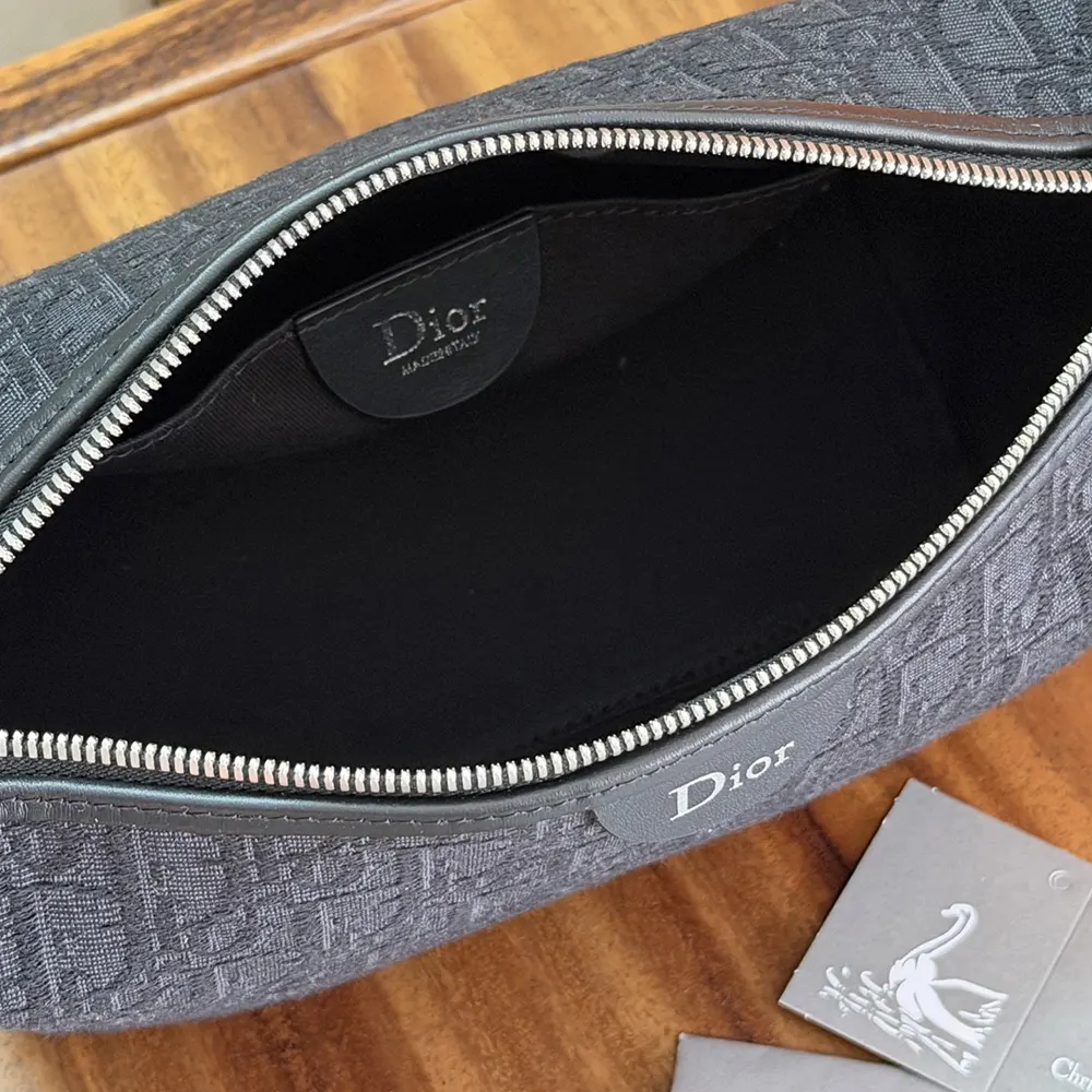 Dior Men Jett Pouch Black Dior Oblique Jacquard 2DBCA612YUS 10 Dior Men Jett Pouch Black Dior Oblique Jacquard 2DBCA612YUS