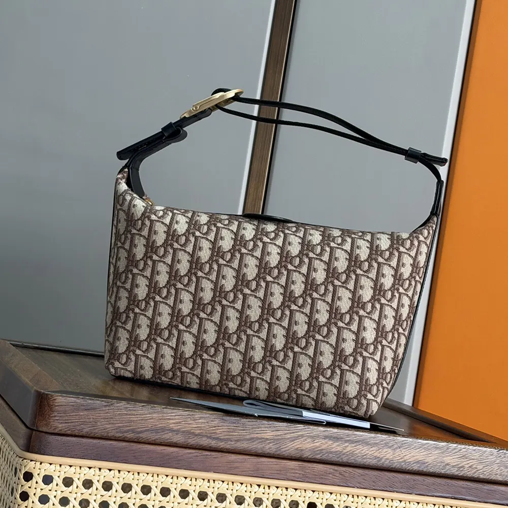 Dior Men Jett Pouch Brown Dior Oblique Jacquard 2DBCA612YUS