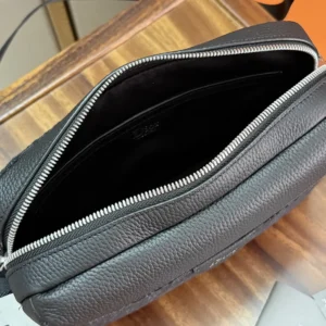 Dior Men Rider Zipped Messenger Bag Black Dior Oblique Jacquard and Black Grained Calfskin