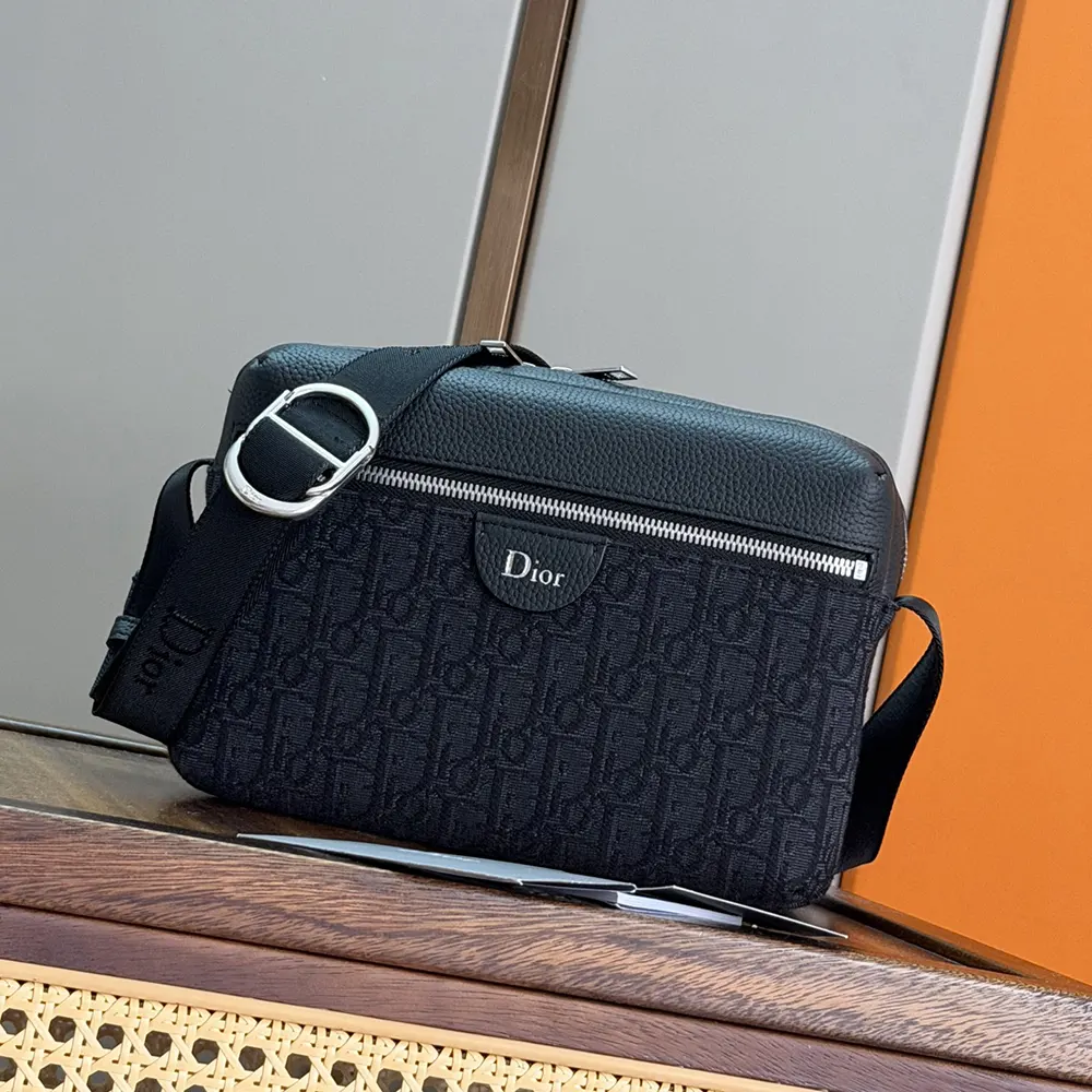 Dior Men Rider Zipped Messenger Bag Black Dior Oblique Jacquard and Black Grained Calfskin