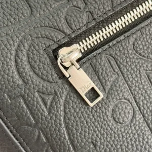 Dior Men Small Dior Jett Messenger Bag with Flap Black Dior Gravity Leather
