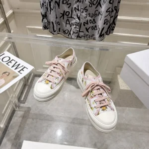 Dior Unisex Walk'n'Dior Platform Sneaker White Cotton Embroidered with Multicolor Daisy Garden Motif