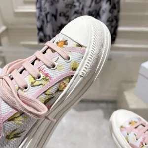 Dior Unisex Walk'n'Dior Platform Sneaker White Cotton Embroidered with Multicolor Daisy Garden Motif