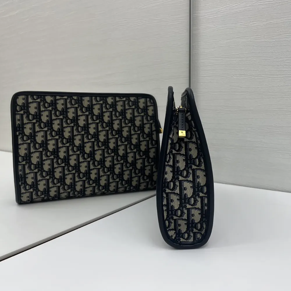 Dior Women 30 Montaigne Dea Pouch Blue Dior Oblique Jacquard S2107UTZQ 4 Dior Women 30 Montaigne Dea Pouch Blue Dior Oblique Jacquard S2107UTZQ
