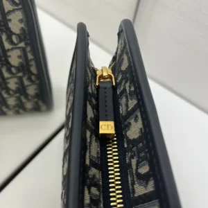 Dior Women 30 Montaigne Dea Pouch Blue Dior Oblique Jacquard S2107UTZQ