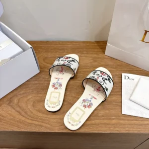 Dior Women Dioriviera Dway Slide White Embroidered Cotton and Multicolor Dior Arabesque Motif