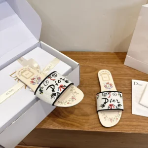 Dior Women Dioriviera Dway Slide White Embroidered Cotton and Multicolor Dior Arabesque Motif