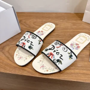 Dior Women Dioriviera Dway Slide White Embroidered Cotton and Multicolor Dior Arabesque Motif