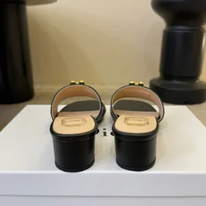 Dior Women Médaillon Buckle Heeled Slide Black Lambskin KCO695LAB