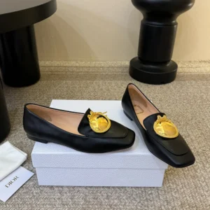 Dior Women Médaillon Buckle Loafer Black Lambskin KDF215LAB