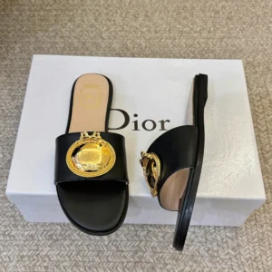 Dior Women Médaillon Buckle Slide Black Lambskin KCO694LAB