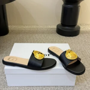 Dior Women Médaillon Buckle Slide Black Lambskin KCO694LAB