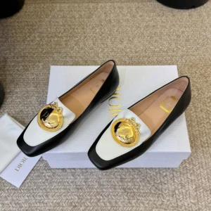 Dior Women Médaillon Loafer Black and White Lambskin KDF215LABDior Women Médaillon Loafer Black and White Lambskin KDF215LAB