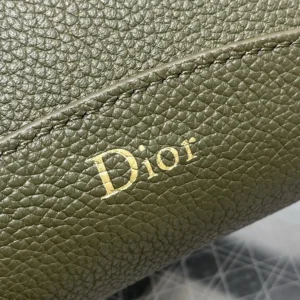 Dior Women Medium Dior Médaillon Bucket Bag Khaki Grained Calfskin