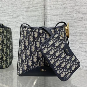Dior Women Small Dior Médaillon Bucket Bag Blue Dior Oblique Jacquard M1531QTZQ