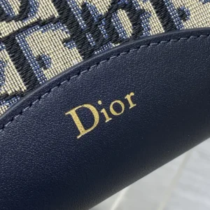 Dior Women Small Dior Médaillon Bucket Bag Blue Dior Oblique Jacquard M1531QTZQ