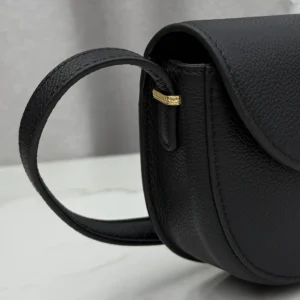 Dior Women Small Dior Médaillon Flap Bag Black Grained Calfskin M3919QDWP